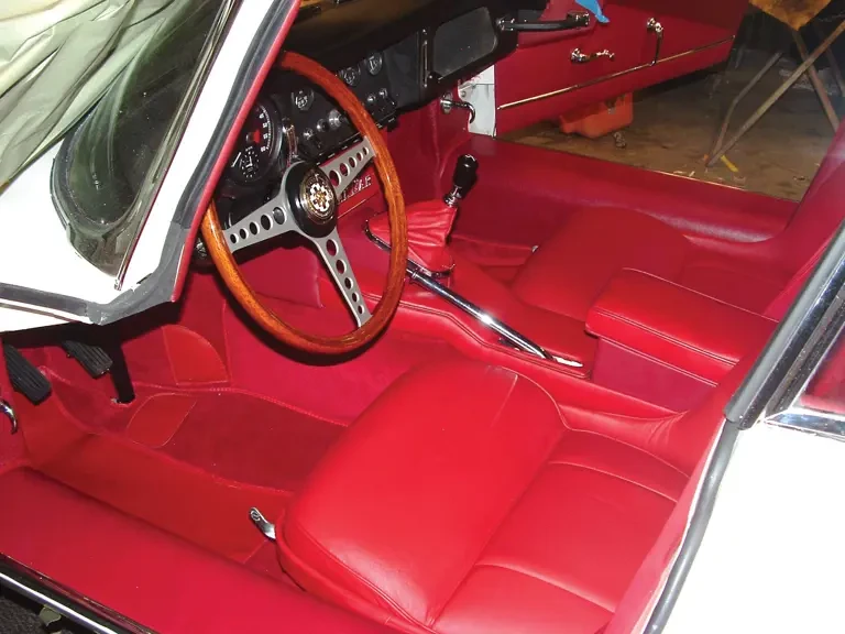1964 Jaguar E-Type Series 1 - Image 6 of 7