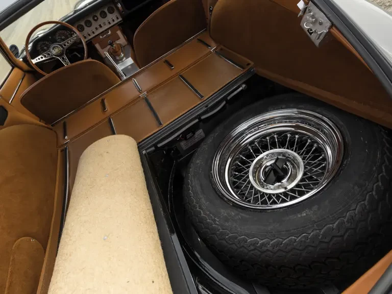 1964 Jaguar E-Type Series 1 - Image 15 of 18