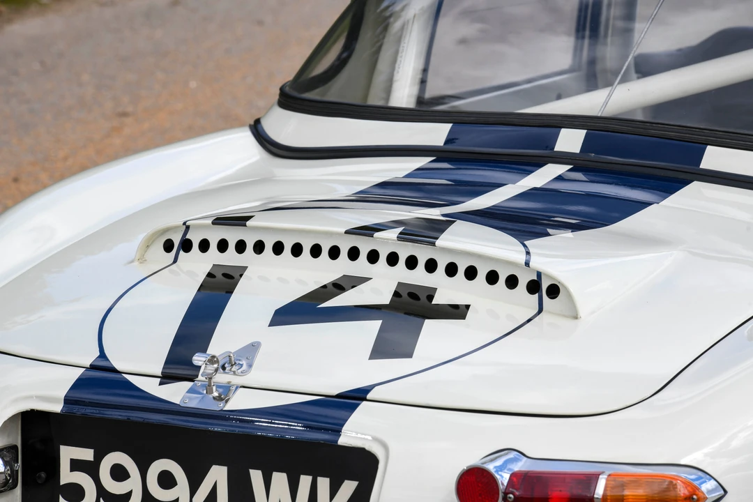 1964 Jaguar E-Type Lightweight - Image 18 of 31