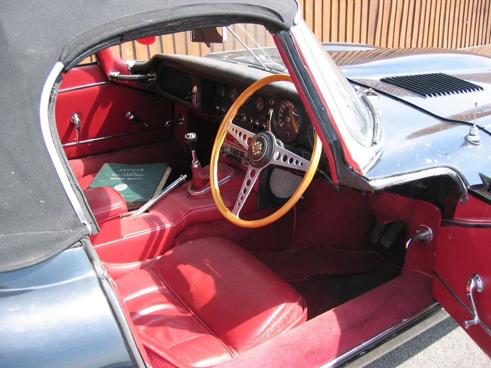 1964 Jaguar E-Type Series 1 - Image 16 of 22