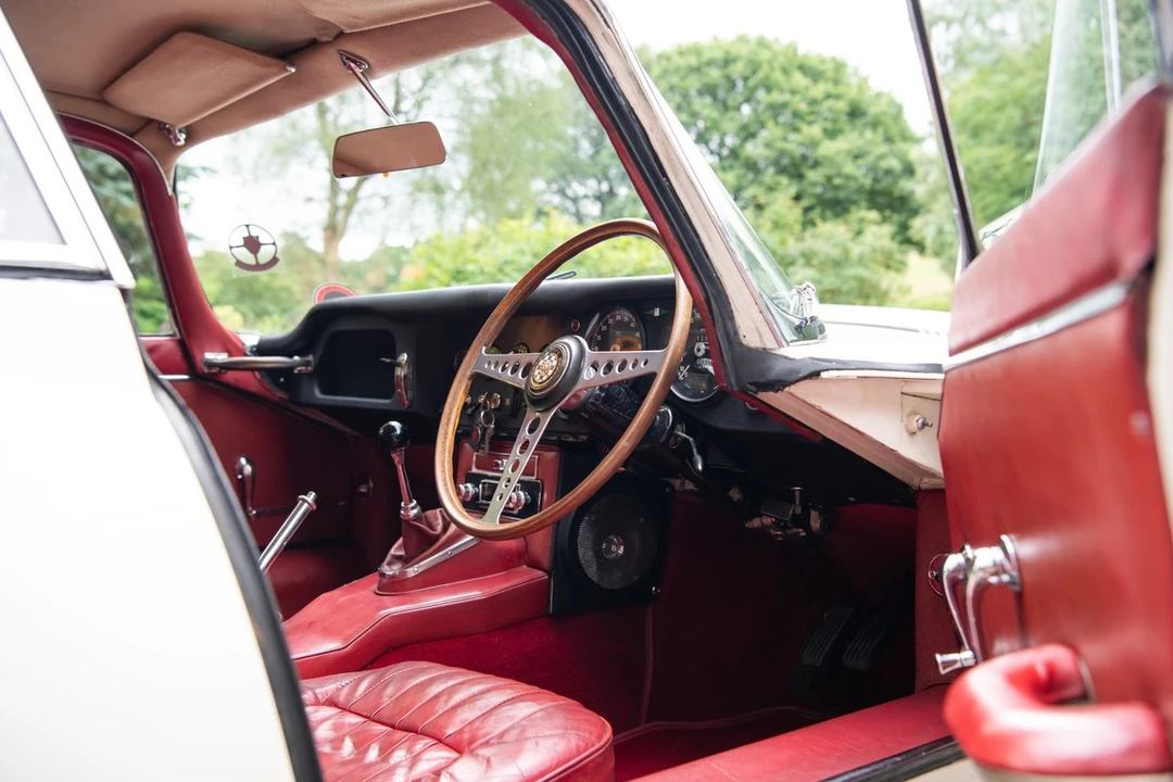 1964 Jaguar E-Type Series 1 - Image 18 of 30
