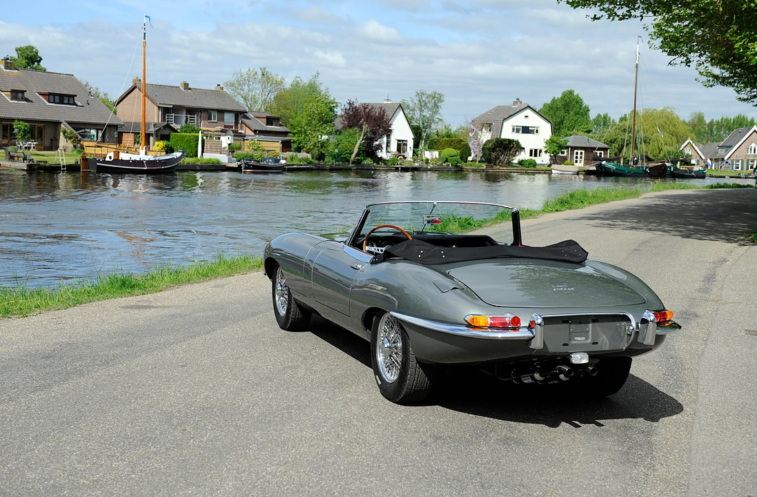 1964 Jaguar E-Type Series 1 - Image 5 of 15