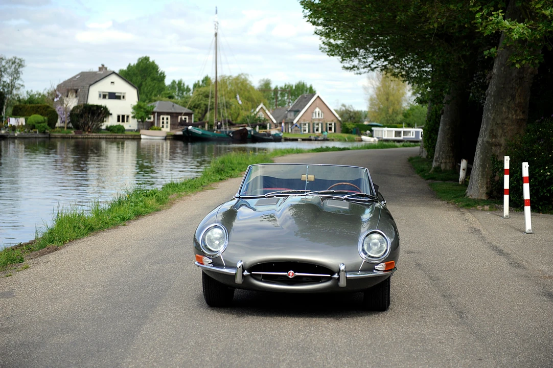 1964 Jaguar E-Type Series 1 - Image 7 of 15