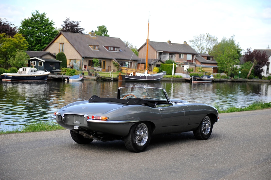 1964 Jaguar E-Type Series 1 - Image 9 of 15