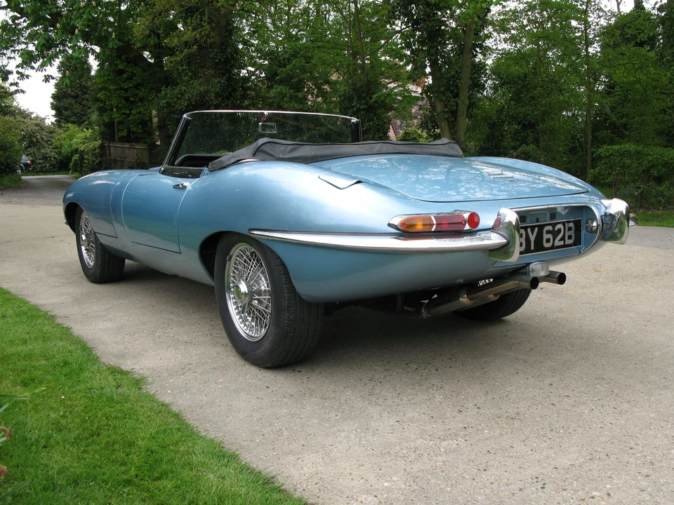 1964 Jaguar E-Type Series 1 - Image 2 of 4