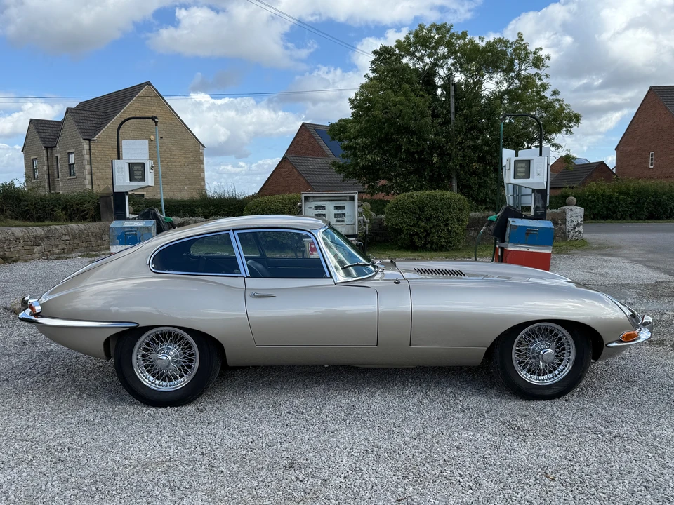 1964 Jaguar E-Type Series 1 - Image 8 of 16