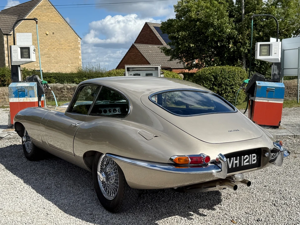 1964 Jaguar E-Type Series 1 - Image 5 of 16