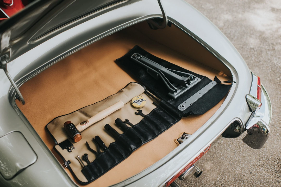 1964 Jaguar E-Type Series 1 - Image 30 of 31
