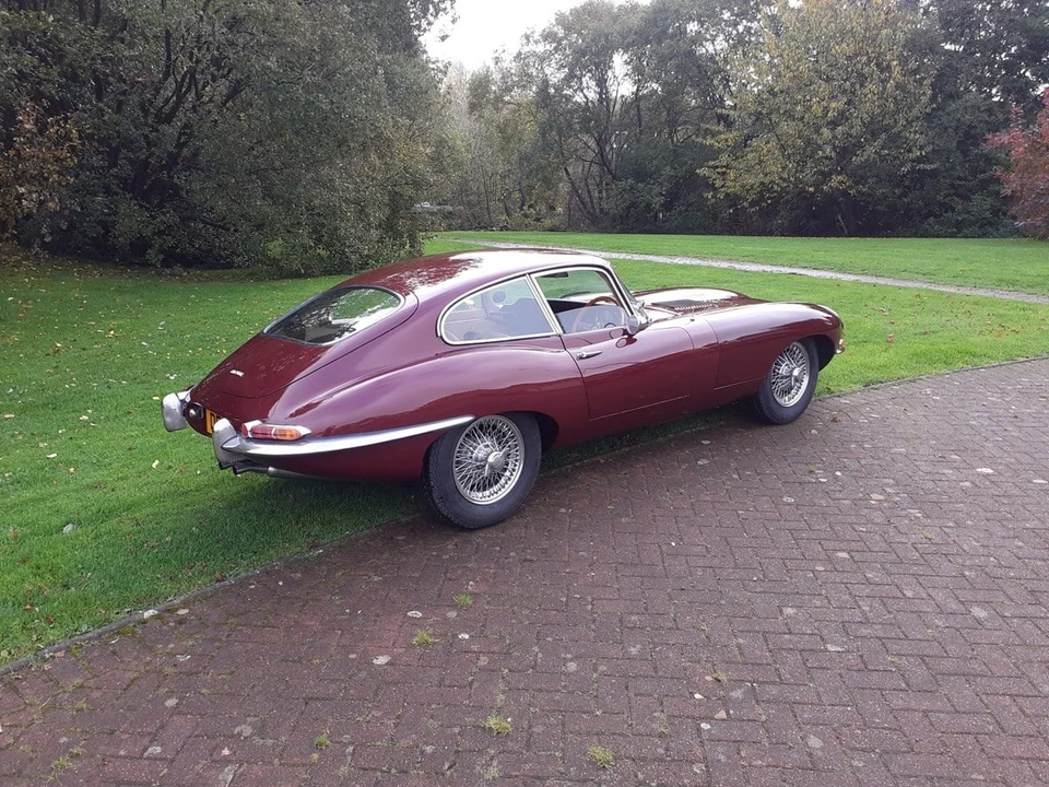 1964 Jaguar E-Type Series 1 - Image 10 of 30