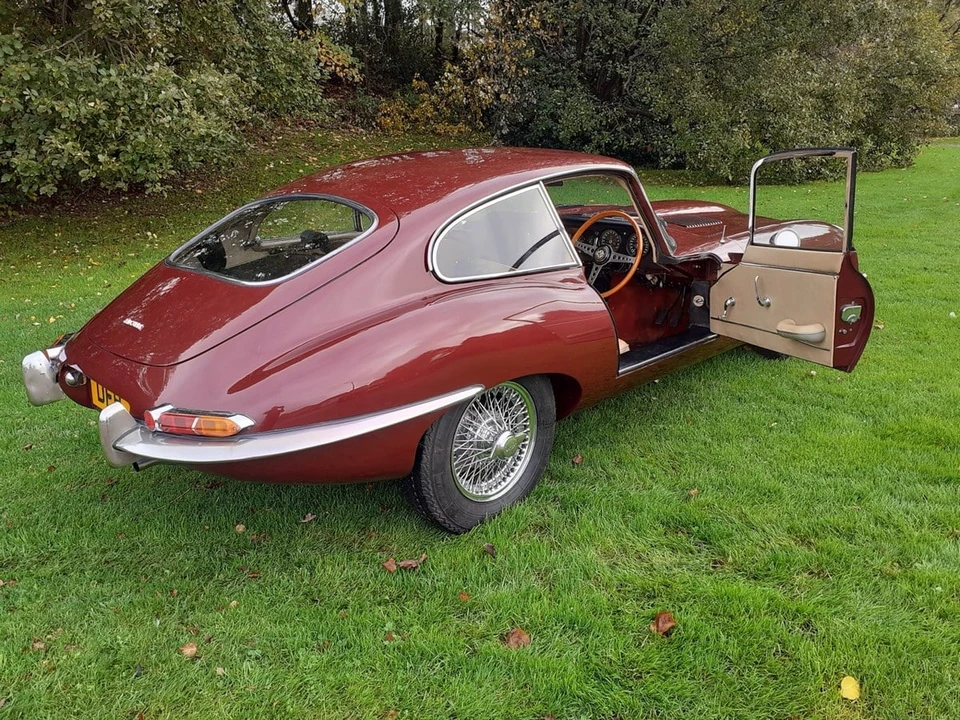 1964 Jaguar E-Type Series 1 - Image 9 of 30
