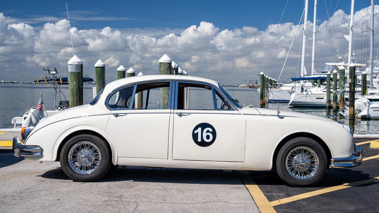 1964 Jaguar Mark II - Image 10 of 31