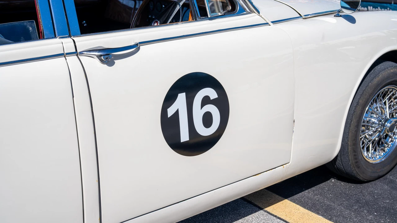 1964 Jaguar Mark II - Image 24 of 31