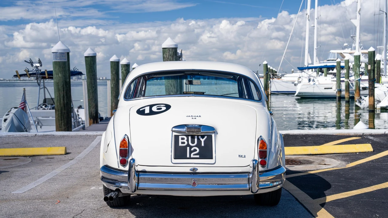 1964 Jaguar Mark II - Image 8 of 31
