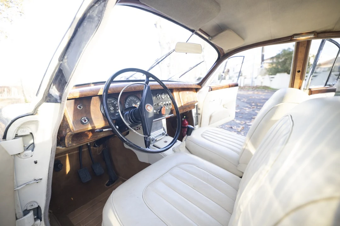 1964 Jaguar Mark II - Image 18 of 30