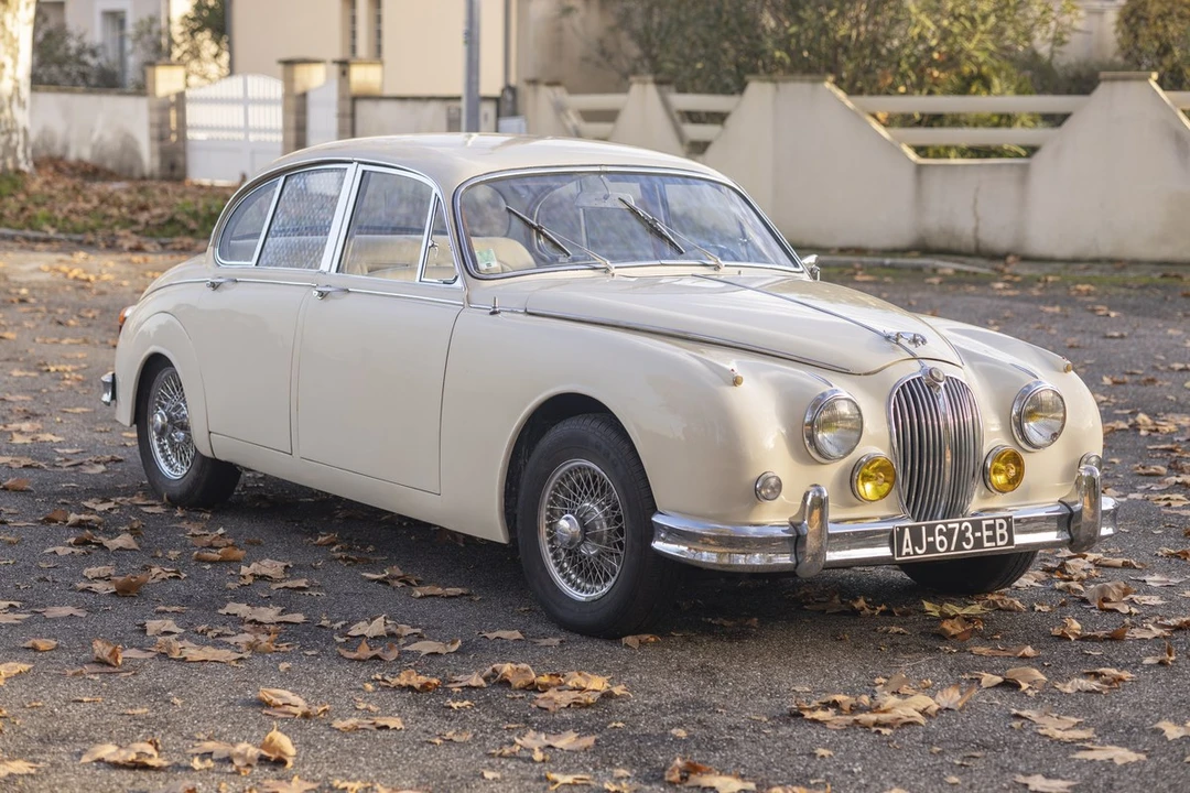 1964 Jaguar Mark II - Image 7 of 30