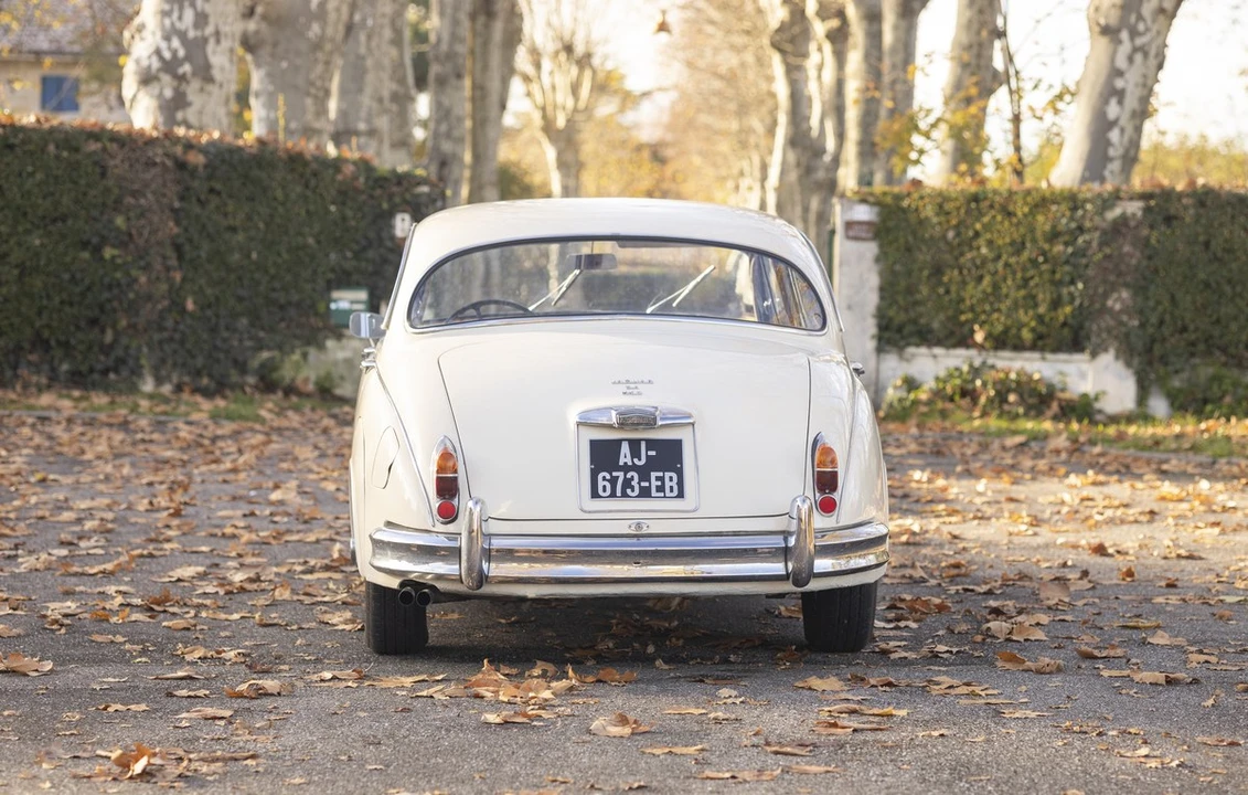 1964 Jaguar Mark II - Image 3 of 30