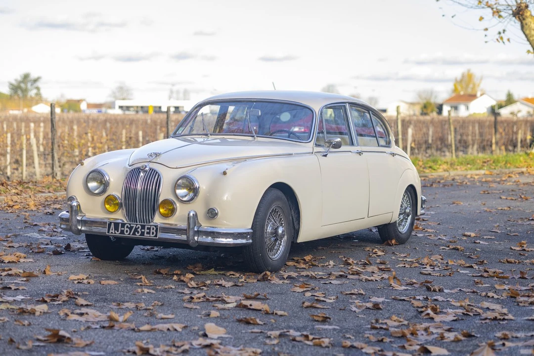 1964 Jaguar Mark II - Image 8 of 30