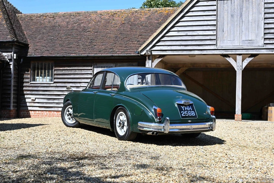 1964 Jaguar Mark II - Image 11 of 30