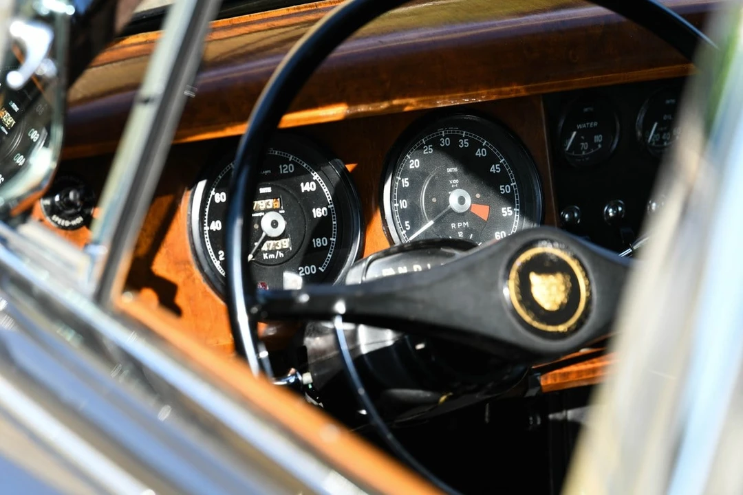 1964 Jaguar Mark II - Image 10 of 30