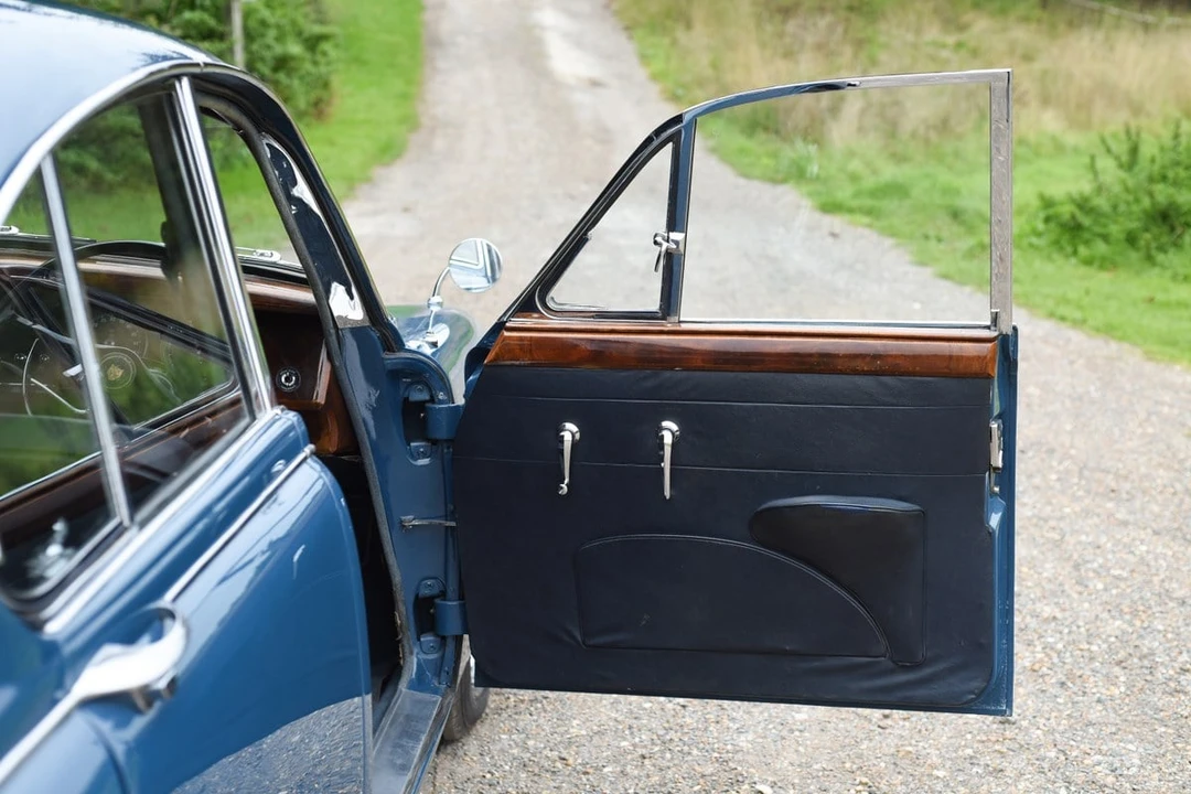1964 Jaguar Mark II - Image 25 of 30