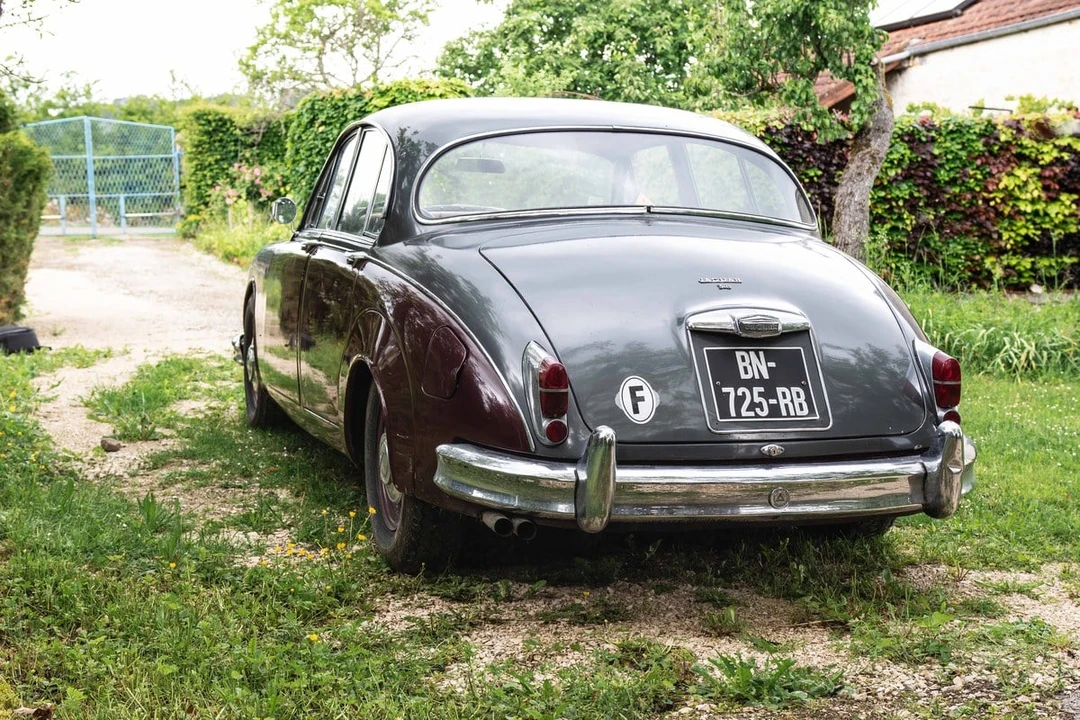 1964 Jaguar Mark II - Image 8 of 31