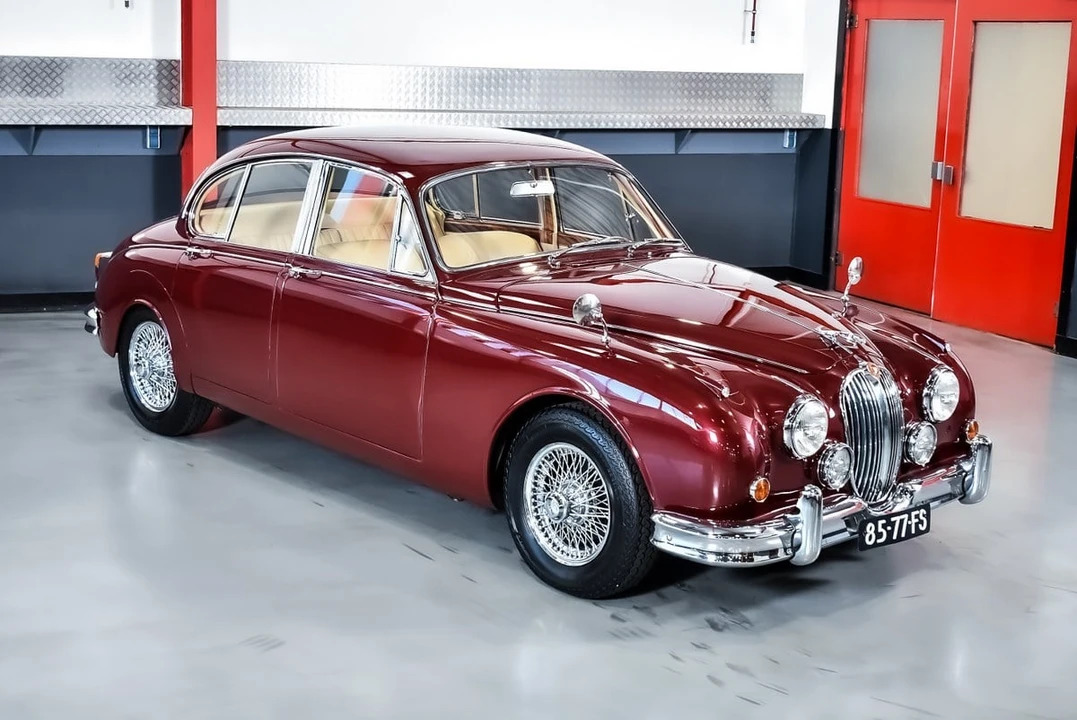 1964 Jaguar Mark II - Image 5 of 30