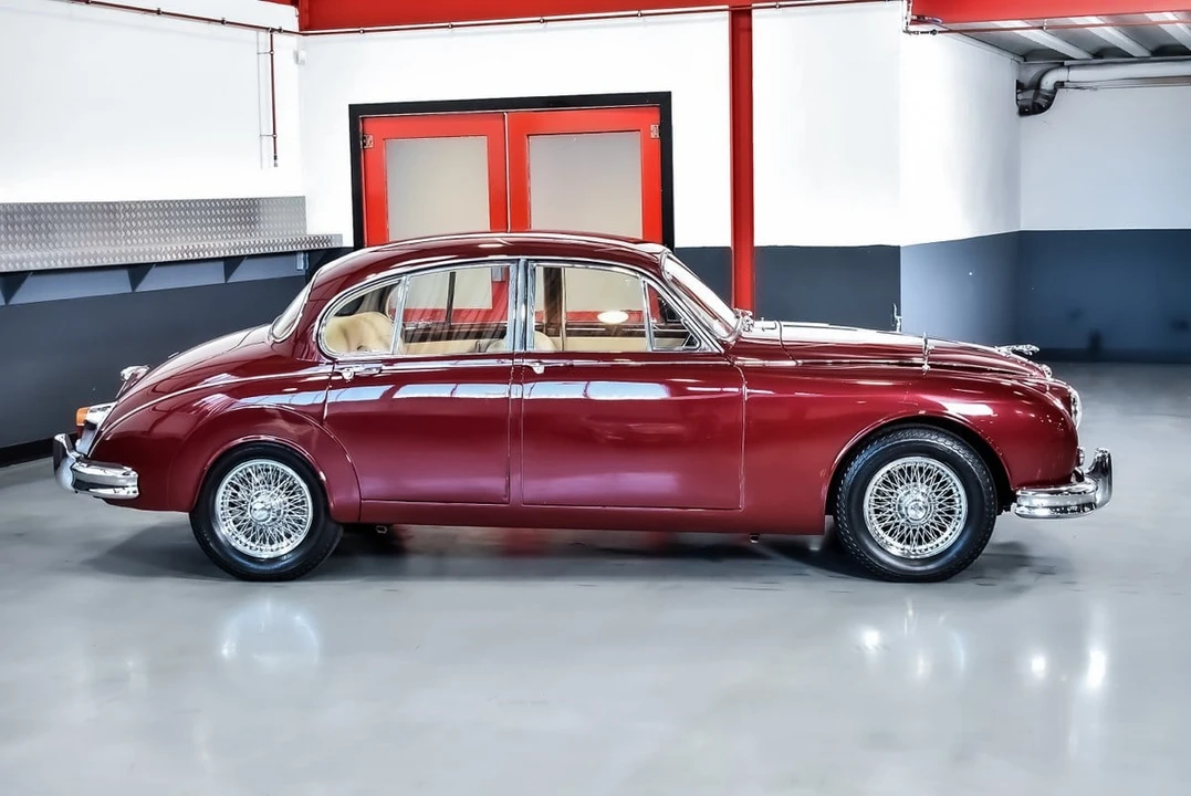 1964 Jaguar Mark II - Image 9 of 30