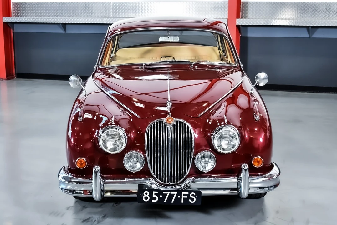 1964 Jaguar Mark II - Image 2 of 30