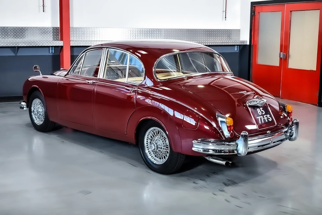 1964 Jaguar Mark II - Image 18 of 30
