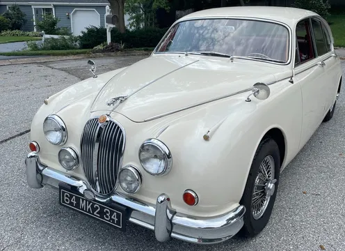 1964 Jaguar Mk II 3.4 5-Speed