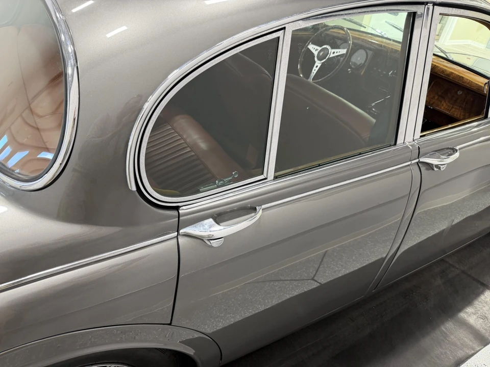 1964 Jaguar Mark II - Image 29 of 31