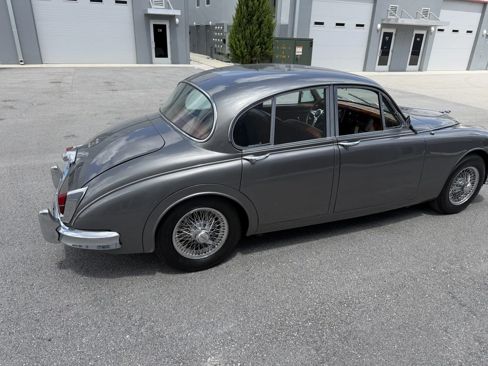 1964 Jaguar Mark II - Image 9 of 31