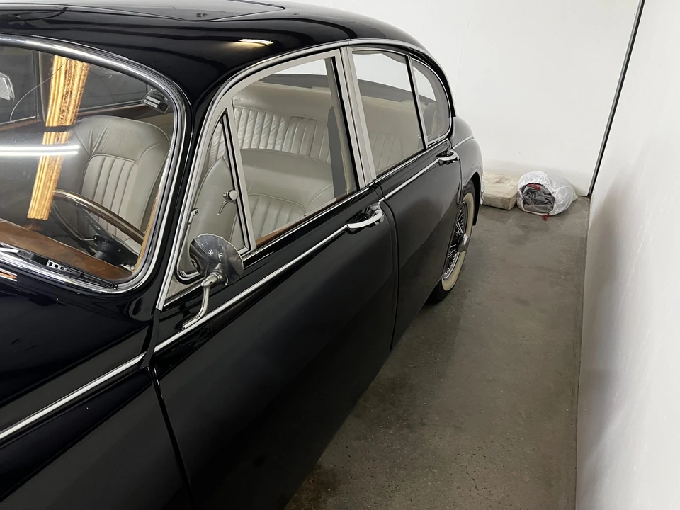 1964 Jaguar Mark II - Image 23 of 31