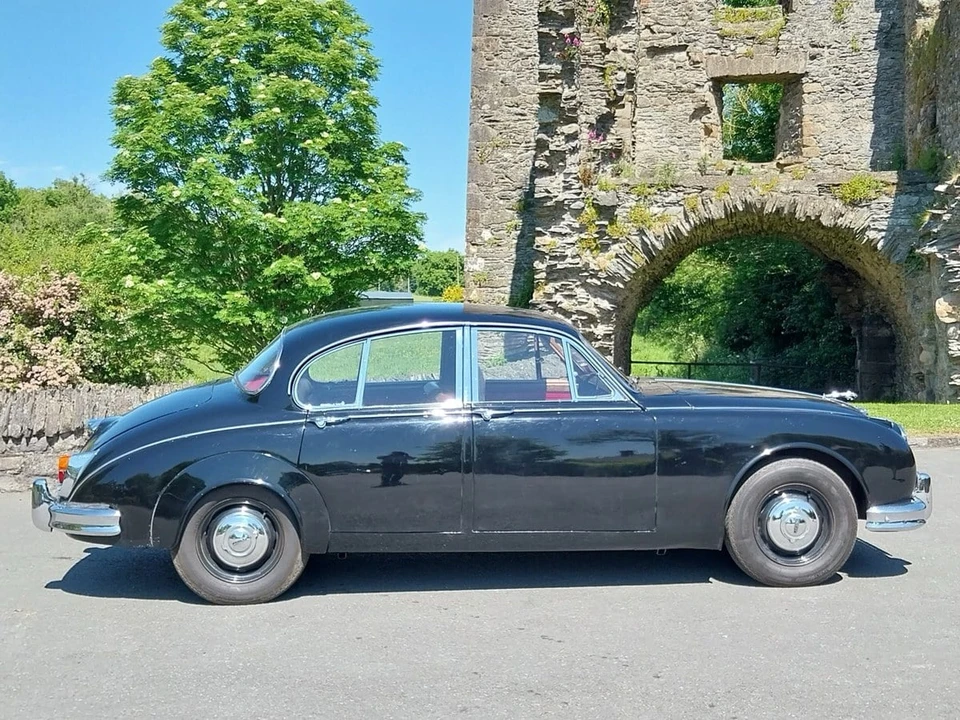 1964 Jaguar Mark II - Image 10 of 30