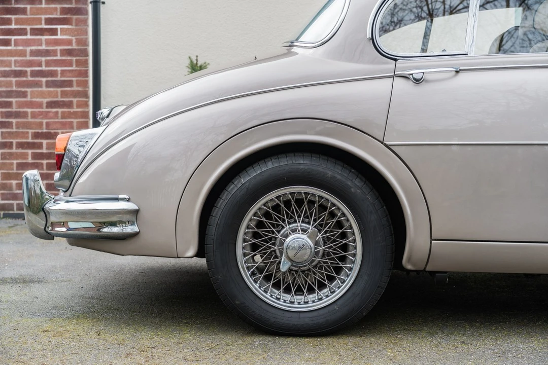 1964 Jaguar Mark II - Image 9 of 30