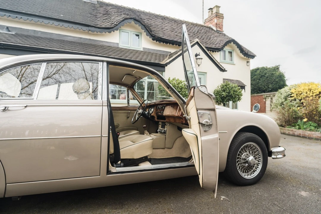 1964 Jaguar Mark II - Image 19 of 30