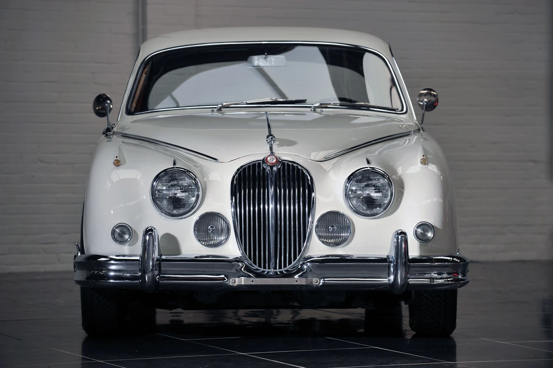 1964 Jaguar Mark II - Image 3 of 8