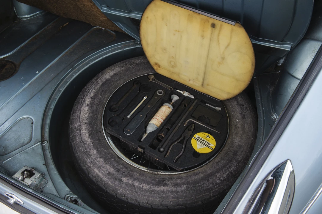 1964 Jaguar Mark II - Image 2 of 22