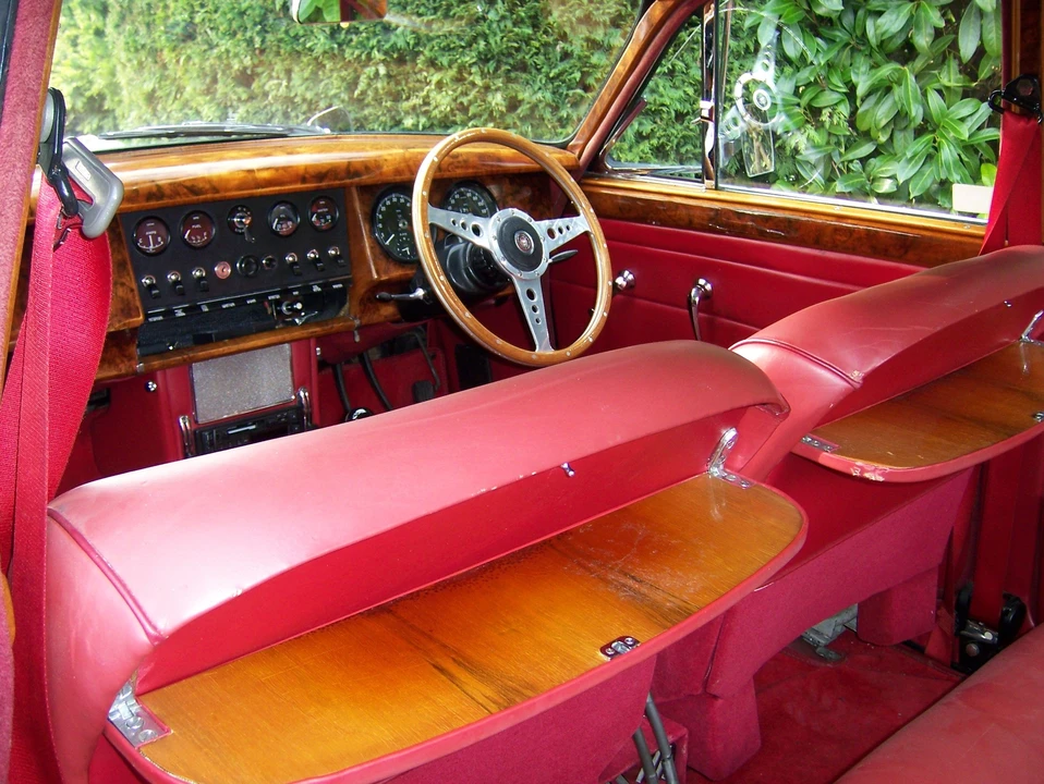 1964 Jaguar Mark II - Image 3 of 3