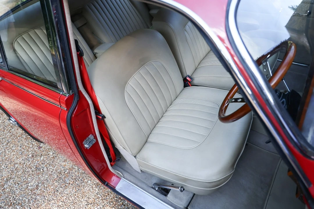 1964 Jaguar Mark II - Image 9 of 31
