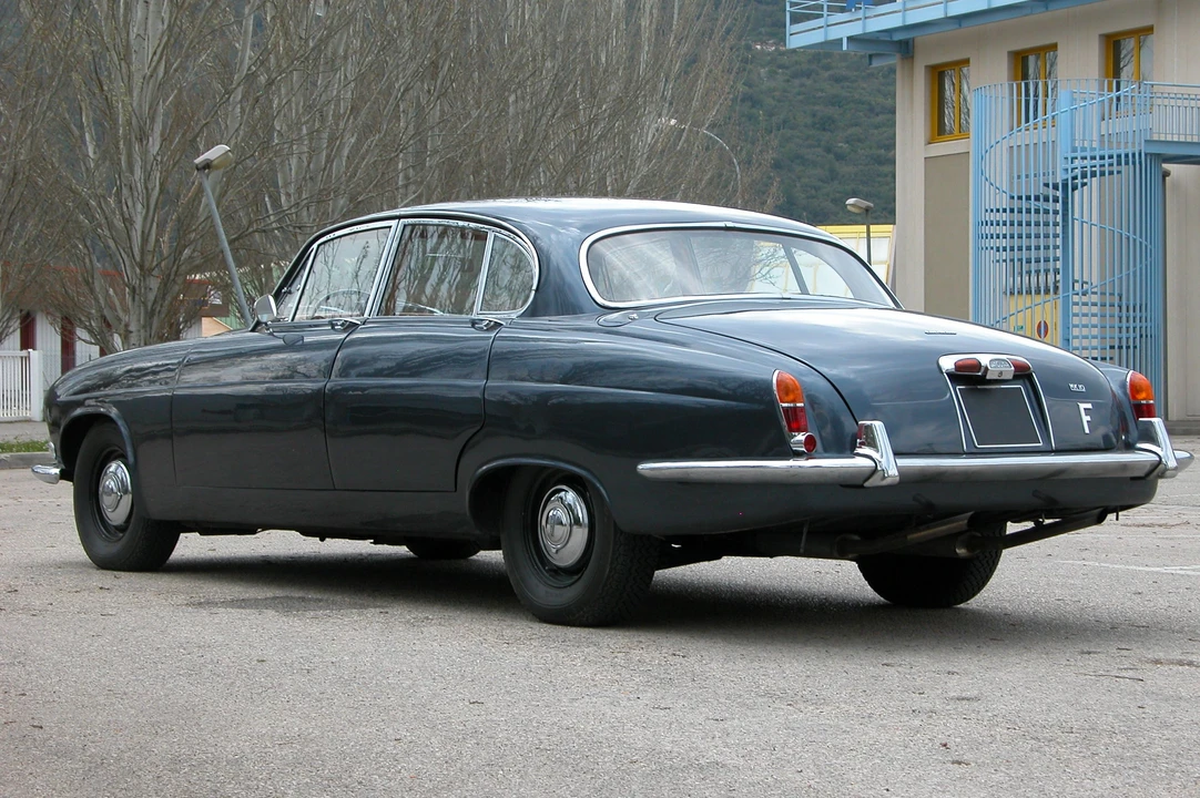 1964 Jaguar Mark X - Image 4 of 4