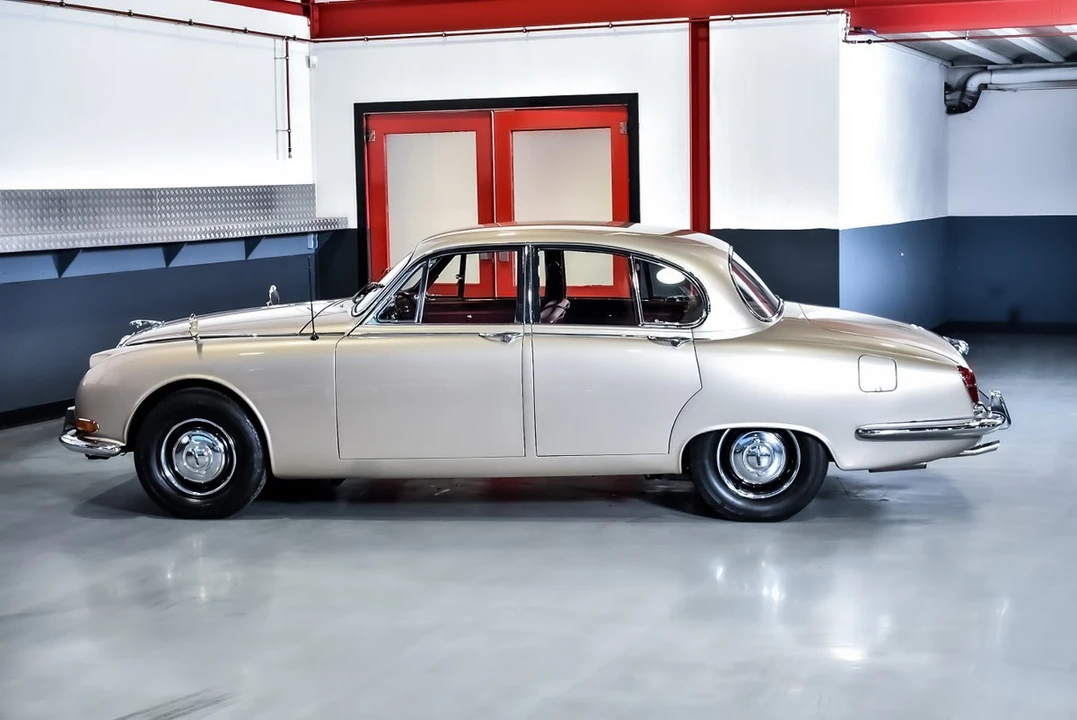 1964 Jaguar S-Type 1st Gen - Image 21 of 30