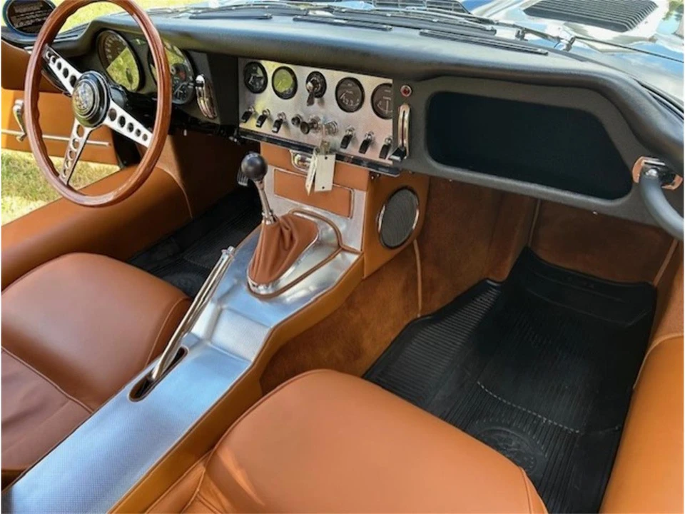 1964 Jaguar E-Type Series 1 - Image 10 of 22