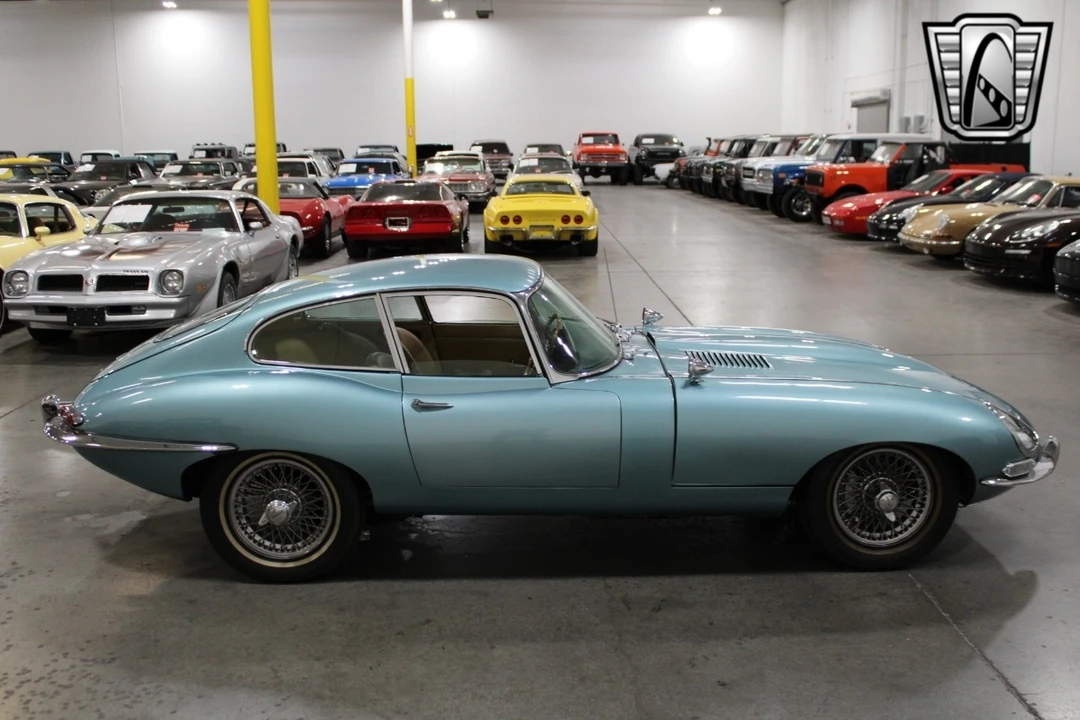 1964 Jaguar XK - Image 7 of 12