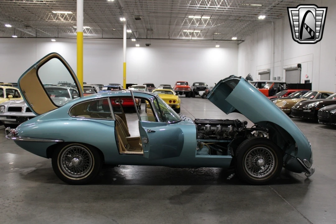 1964 Jaguar XK - Image 12 of 12