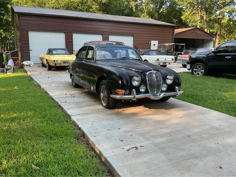 1964 Jaguar XK150 - Image 2 of 16