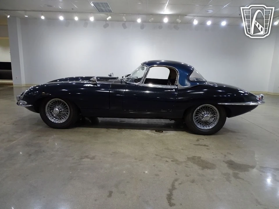 1964 Jaguar E-Type Series 1 - Image 9 of 12