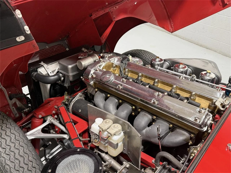 1964 Jaguar E-Type Series 1 - Image 8 of 31