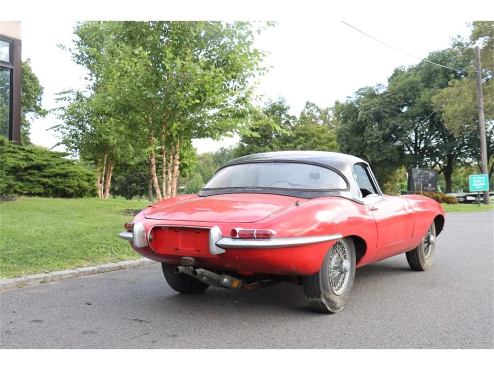 1964 Jaguar E-Type Series 1 - Image 7 of 8