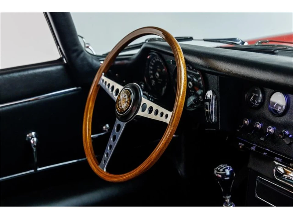 1964 Jaguar E-Type Series 1 - Image 14 of 31